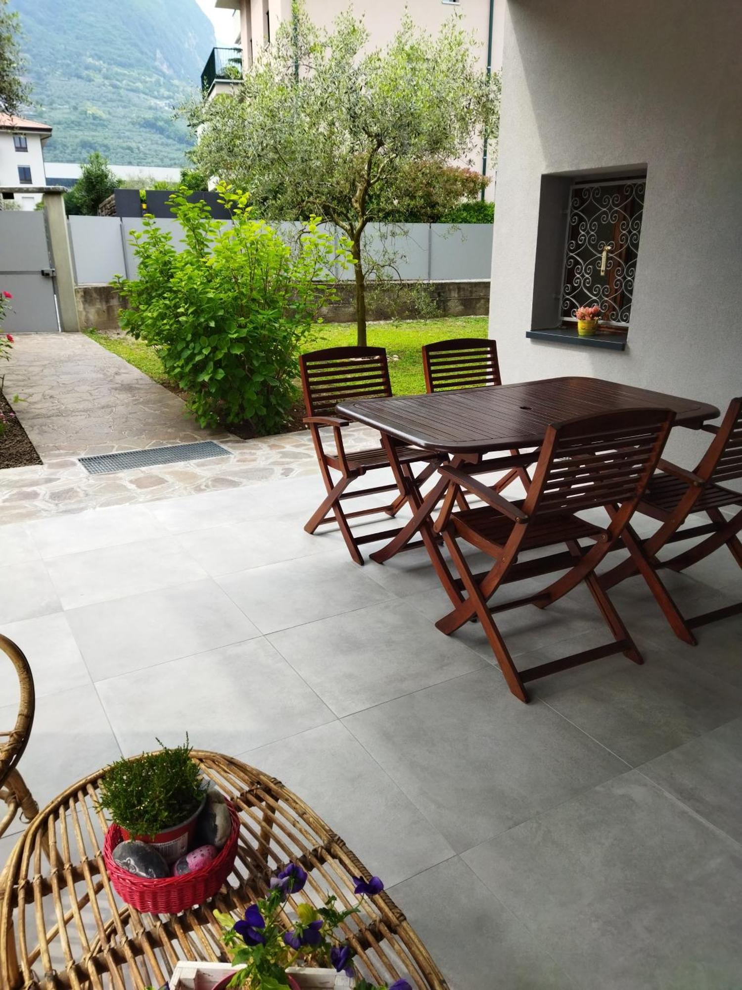 Ferienwohnung Rose Garden House Wi-Fi Riva del Garda Exterior foto