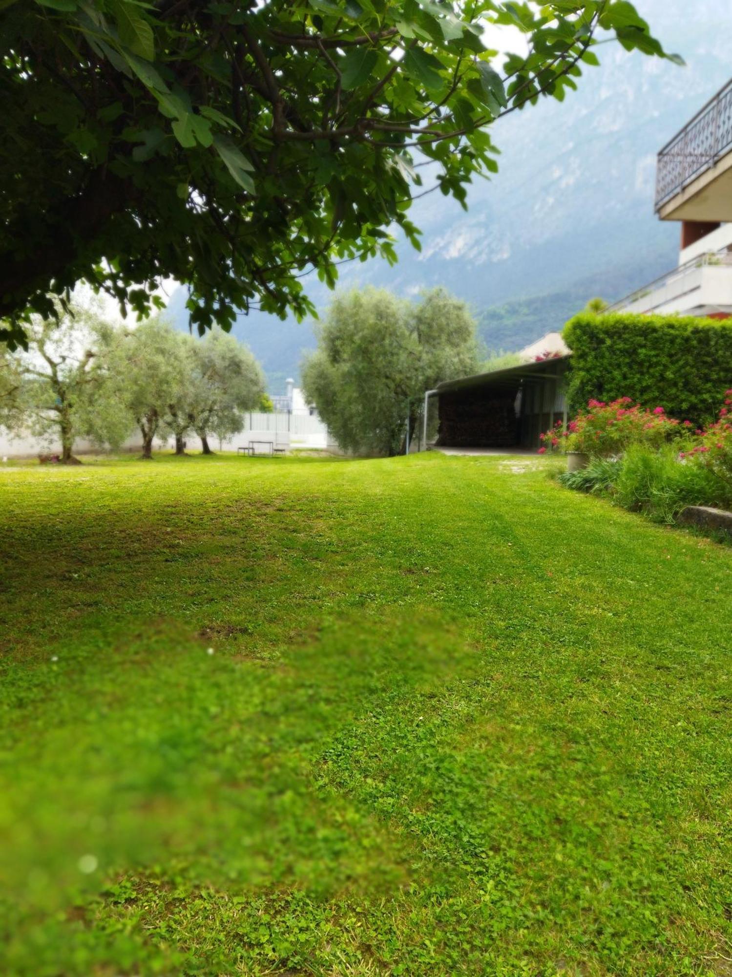 Ferienwohnung Rose Garden House Wi-Fi Riva del Garda Exterior foto